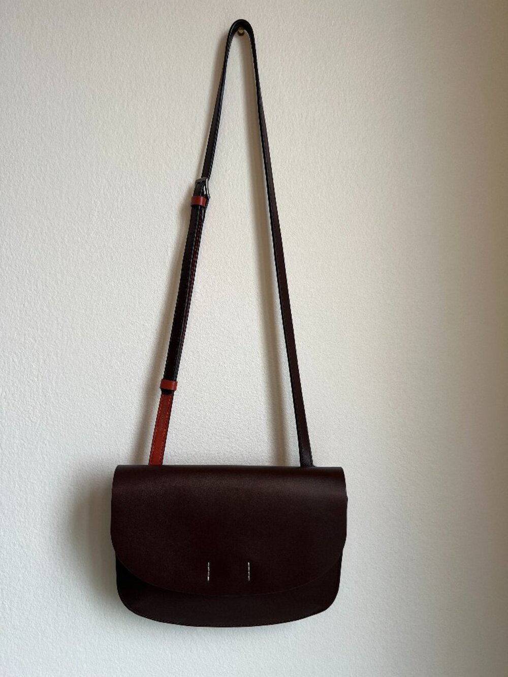 Mandarina Duck MIO Leather Crossbody Bag